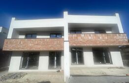 Case cuplate 4 camere, 120 mp, 290 teren, terasa ciculabila, 3 minute de Vivo