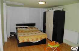 2 camere, decomandat, 69 mp utili, zona centrala