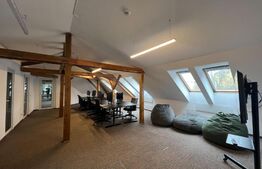 Spatiu Birouri: 2 camere mobilat 170 mp + spatiu comun 750 mp, Central