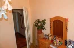 De vanzare cu 3 camere , cu loc parcare, zona Aurel Vlaicu! Complet mobilat