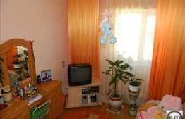 De vanzare cu 3 camere , cu loc parcare, zona Aurel Vlaicu! Complet mobilat