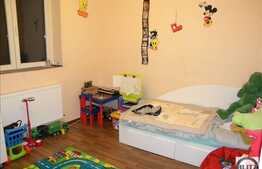 Inchiriere apartament 2 camere decomandate, 42 mp, zona Cinema Florin Piersic.