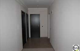 Vanzare 3 camere, 77 mp utili, balcon, parcare cu CF! Zona Stejarului!