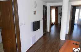 Inchiriere 3 camere la 2 minute de Iulius, modern, vedere spre lac