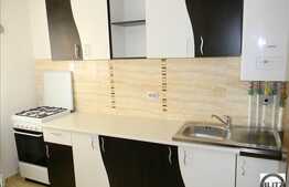 Inchiriere 3 camere la 2 minute de Iulius, modern, vedere spre lac