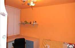 2 camere, decomandat, 52 mp, loc de parcare, zona strazii Taberei