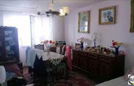 De vanzare apartament 2 camere, 52 mp, decomandat, boxa subsol, zona Big