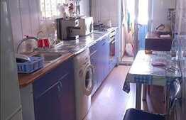 De vanzare apartament 2 camere, 52 mp, decomandat, boxa subsol, zona Big