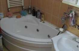 4 camere, 64 mp, decomandat, parcare, boxa, zona strazii Mehedinti!