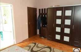 Apartament in imobil nou, dispus pe 2 nivele, 240 mp, zona verde