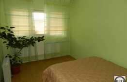 Apartament in imobil nou, dispus pe 2 nivele, 240 mp, zona verde