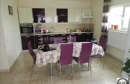 Apartament in imobil nou, dispus pe 2 nivele, 240 mp, zona verde