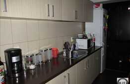 Vanzare 2 camere, 58 mp utili, mobilat modern, zona strazii Stejarului!