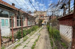 Oportunitate! Casa renovabila, 54mp, teren de 223mp, curte comuna, zona Horea !