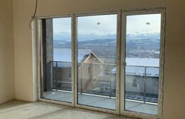 Duplex cu o priveliste deasupra intregului oras