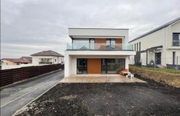 Casa PREMIUM cu garaj, 5 camere, 211 mp utili, teren 400 mp, zona straz Odobesti