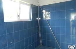 Apartament de vanzare cu 3 camere, 120 mp cu loc parcare inclus