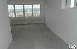 Apartament de vanzare cu 3 camere, 120 mp cu loc parcare inclus