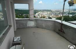 Apartament de vanzare cu 3 camere, 120 mp cu loc parcare inclus