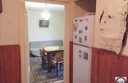 3 camere, 62 mp, etaj intermediar, zona Piata Hermes