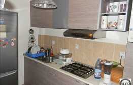 Vanzare apartament 2 camere, 48.41 mp utili, orientare sudica, cu parcare