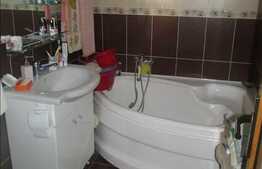 4 camere, 95 mp, decomandat, etaj intermediar, garaj, zona Billa