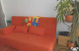 De vanzare 2 camere, 55 mp, decomandat, zona strazii Stejarului!