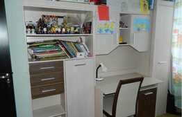 Vanzare 3 camere, 70 mp plus 2 poduri, terasa de 13.5 mp! Zona Florilor!Parcare!