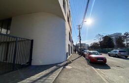 Spatii comerciale cu CF, 67 mp, imobil nou, zona Semicentrala