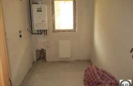 De vanzare 2 camere, 56 mp, terasa de 15 mp, semifinisat! Zona strazii Porii!