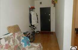 Vanzare mansarda cu 2 camere, 56 mp, balcon, decomandata, zona Florilor!