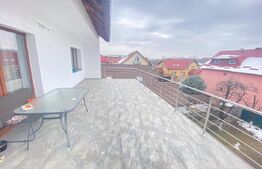 Casa de 630 mp si teren 600 mp, mobilata si utilata, zona Centrala