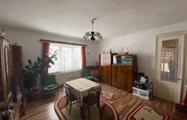 Casa de 284 mp, impartit in 3 apartamente, teren 503 mp, Grivitei Comision 0%!