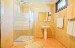 Vila rezidentiala pe Lac, 623 mp, teren 1360 mp, cartier Noua