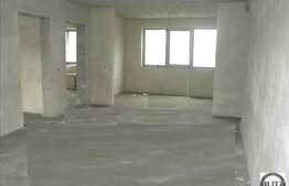 3 camere, 65 mp, GRADINA de 40 mp! Zona Tauti! Parcare!