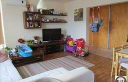 Vanzare 2 camere, 60 mp, 2 balcoane, zona strazii Eroilor! Cu parcare!