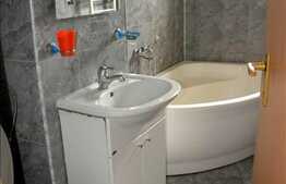 Apartament la prima inchiriere, 3 camere, zona Billa