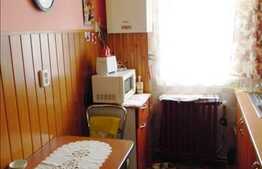 3 camere, 51 mp, boxa, parcare, zona Sirena