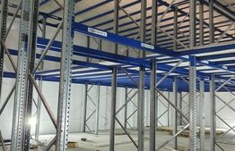 Hala pe nivele, pentru depozitare 