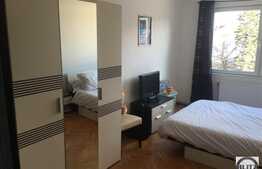 De vanzare apartament cu 3 camere , 60 mp, mobilat, zona Casei de Cultura