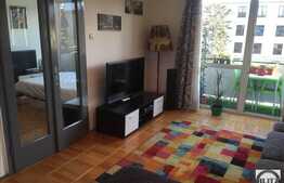 De vanzare apartament cu 3 camere , 60 mp, mobilat, zona Casei de Cultura