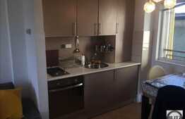 De vanzare apartament cu 3 camere , 60 mp, mobilat, zona Casei de Cultura