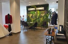Showroom elegant la mezaninul unei cladiri mixte, zona Cipariu. 
