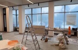 Piata Abator, posibilitate parcare , vizibilitate buna 