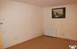 De vanzare 2 camere, 58 mp, balcon de 10 mp! Zona Florilor! Cu parcare!