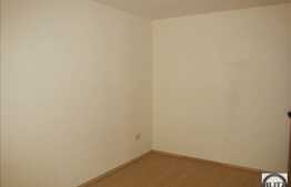 De vanzare 2 camere, 58 mp, balcon de 10 mp! Zona Florilor! Cu parcare!