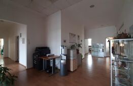 450 MP- Etaj cladire de birouri cu parcari incluse. 