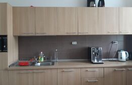 450 MP- Etaj cladire de birouri cu parcari incluse. 