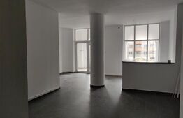 Spatiu in zona centrala, compartimentat, finisat nou