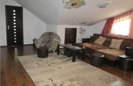 Apartament 100 mp utili, 3 camere, zona strazii Eroilor! Dotari moderne!